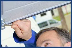 Golden Garage Door Service Colmar Manor, MD 301-778-0045 - sid-rep-gdr-18m